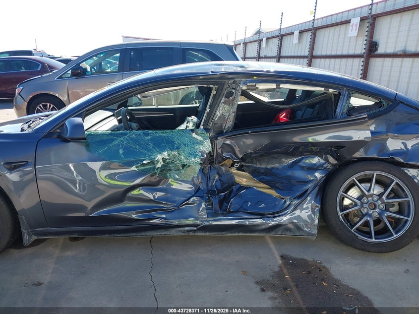 2023 Tesla Model 3 Rear-Wheel Drive VIN: 5YJ3E1EA4PF591550 Lot: 43728371