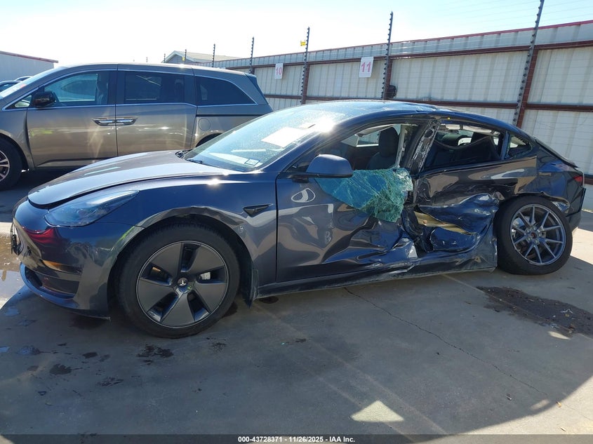 2023 Tesla Model 3 Rear-Wheel Drive VIN: 5YJ3E1EA4PF591550 Lot: 43728371