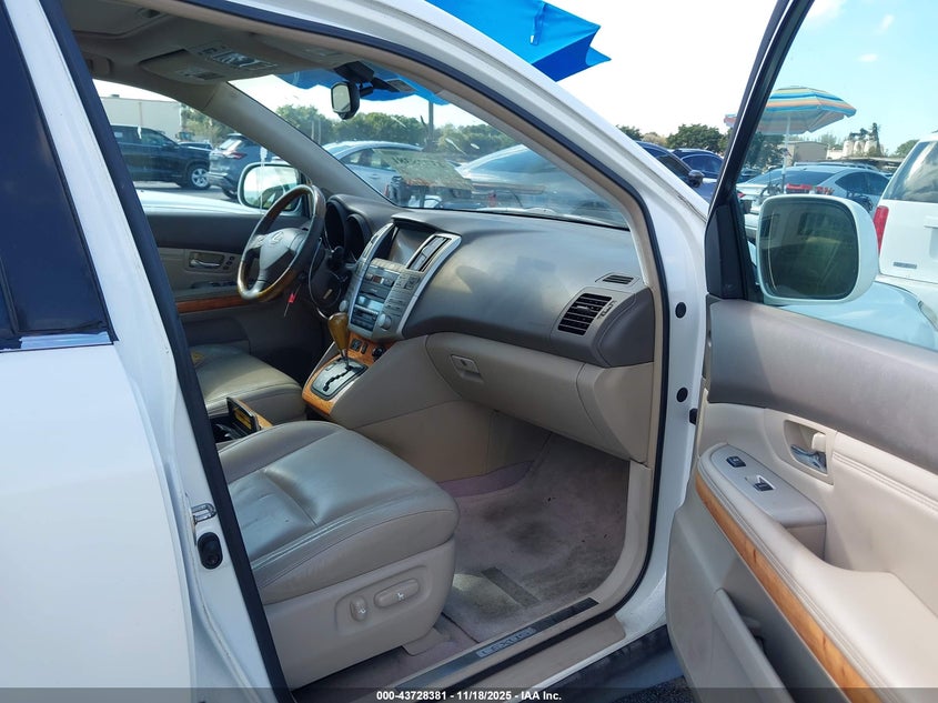 2T2GA31U74C011079 2004 LEXUS RX photo no. 5