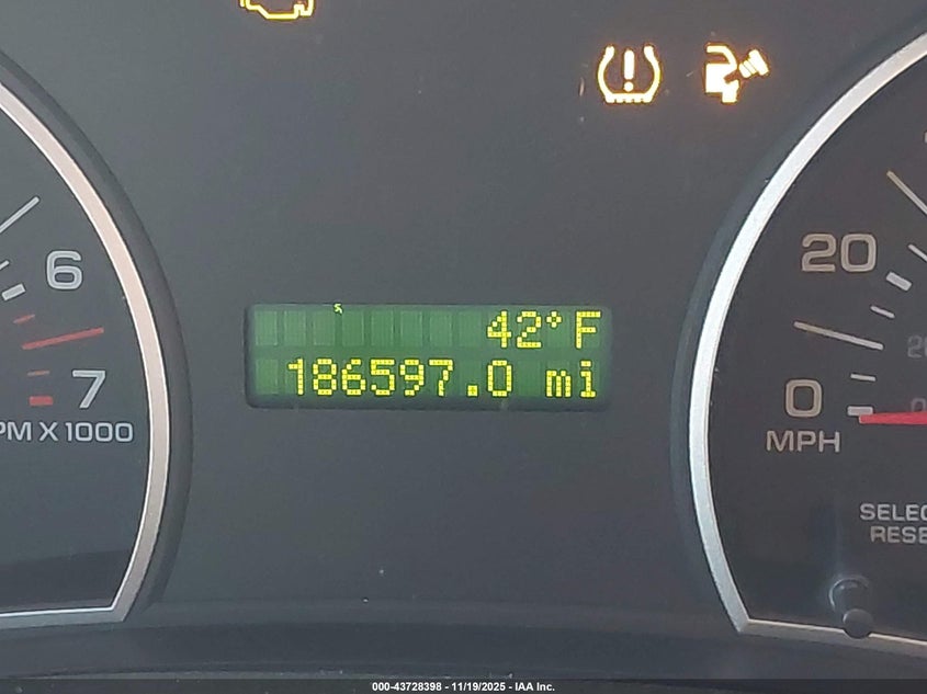 2007 Ford Explorer Xlt VIN: 1FMEU73E57UA98693 Lot: 43728398