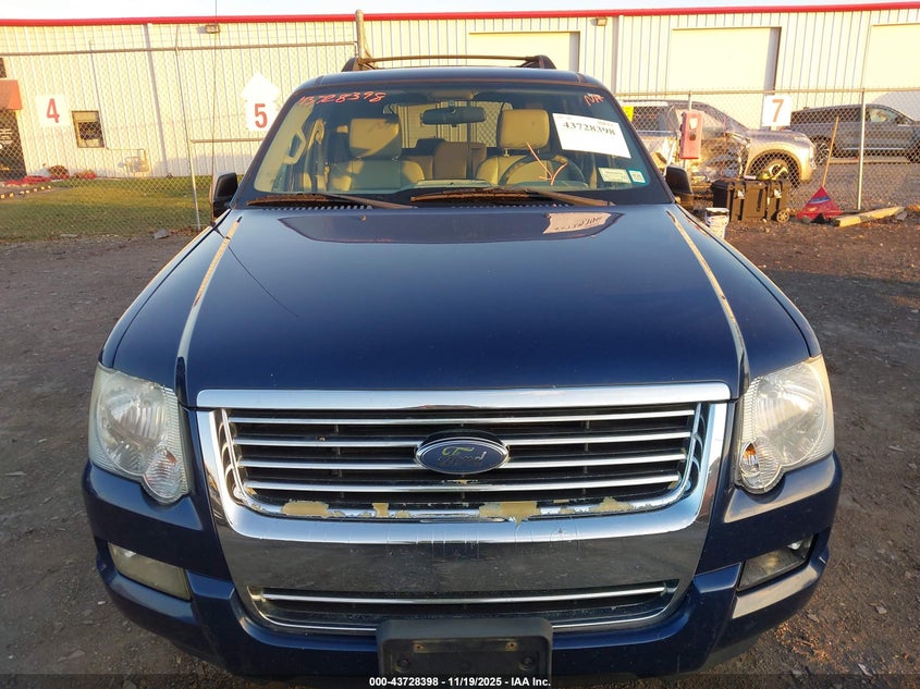 2007 Ford Explorer Xlt VIN: 1FMEU73E57UA98693 Lot: 43728398