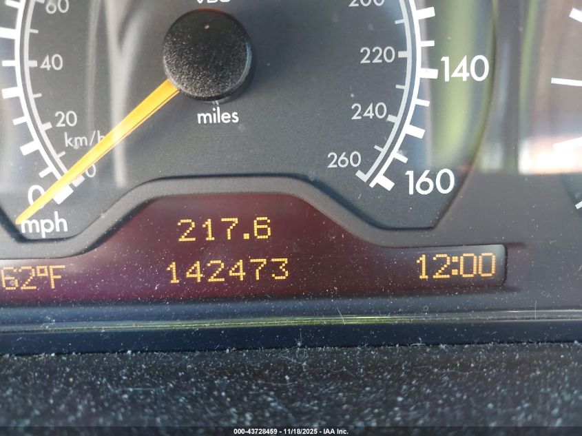 1999 Mercedes-Benz E 320 VIN: WDBJF65H2XA774192 Lot: 43728459