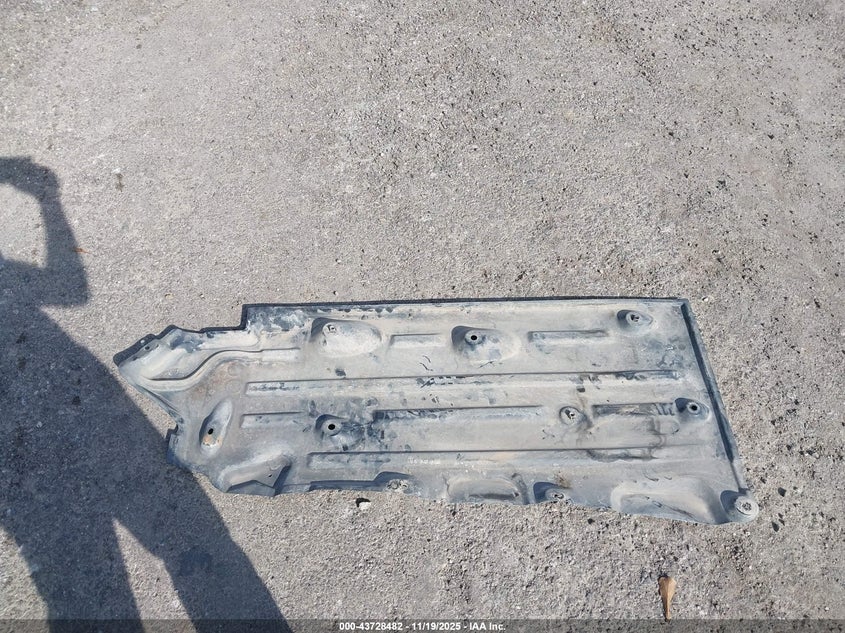 2017 Ford Escape Se VIN: 1FMCU0G90HUD66952 Lot: 43728482