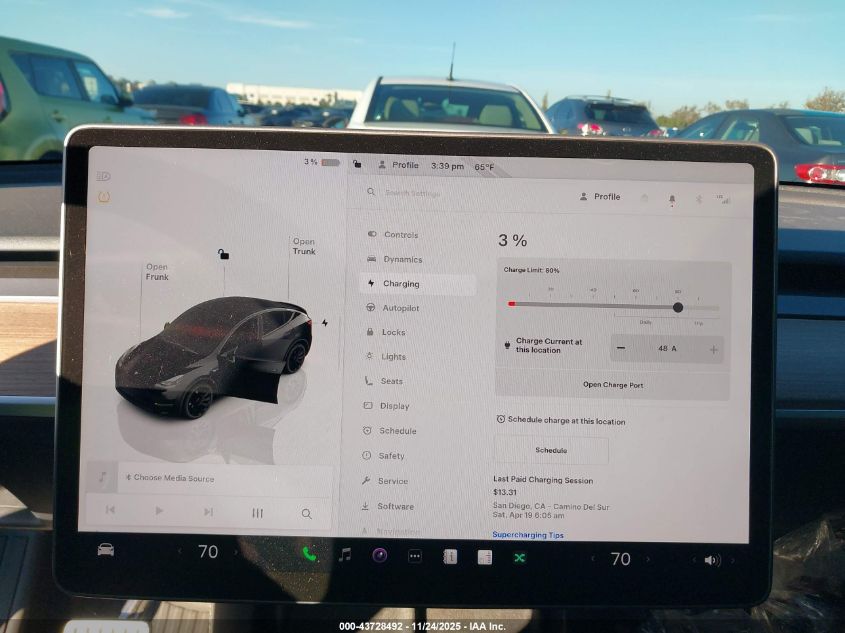 2024 Tesla Model Y Performance Dual Motor All-Wheel Drive VIN: 7SAYGDEF0RF053690 Lot: 43728492