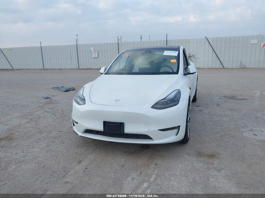 2023 Tesla Model Y Awd/Long Range Dual Motor All-Wheel Drive VIN: 7SAYGDEE9PF627790 Lot: 43728499