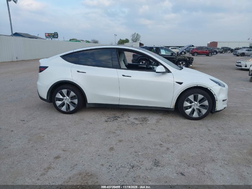 2023 Tesla Model Y Awd/Long Range Dual Motor All-Wheel Drive VIN: 7SAYGDEE9PF627790 Lot: 43728499