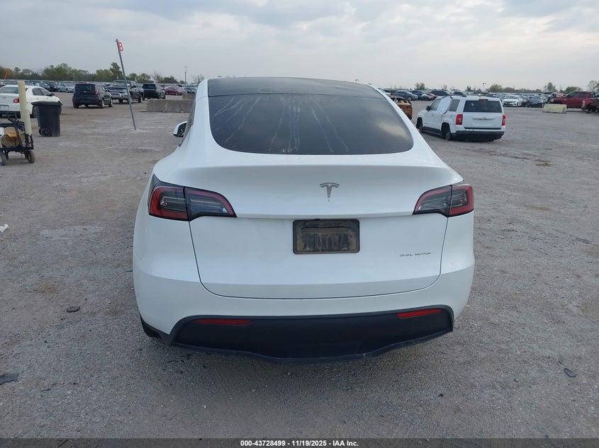 2023 Tesla Model Y Awd/Long Range Dual Motor All-Wheel Drive VIN: 7SAYGDEE9PF627790 Lot: 43728499