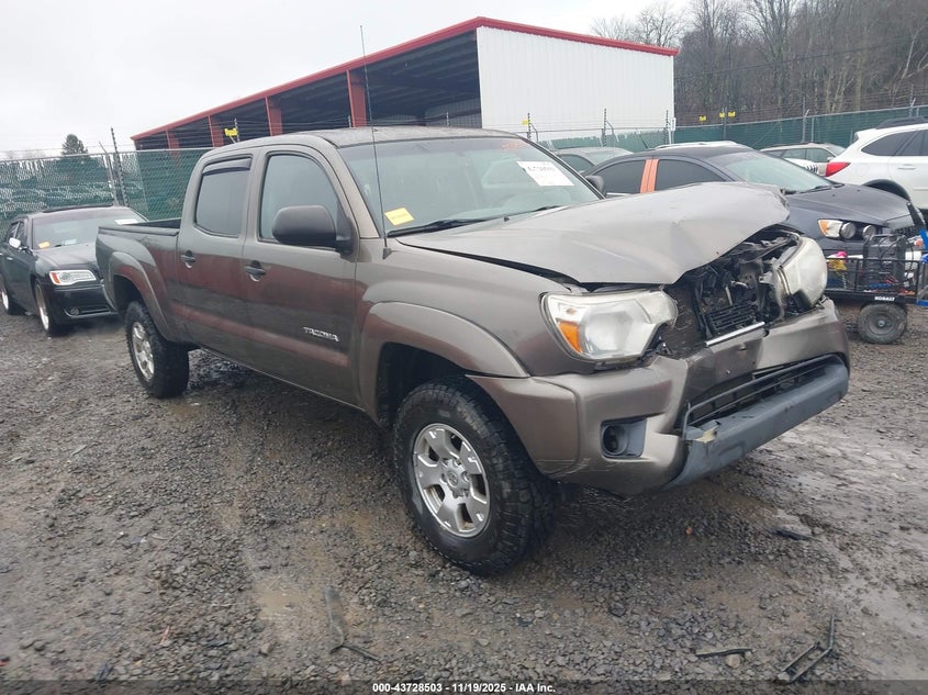 TOYOTA TACOMA BASE V6