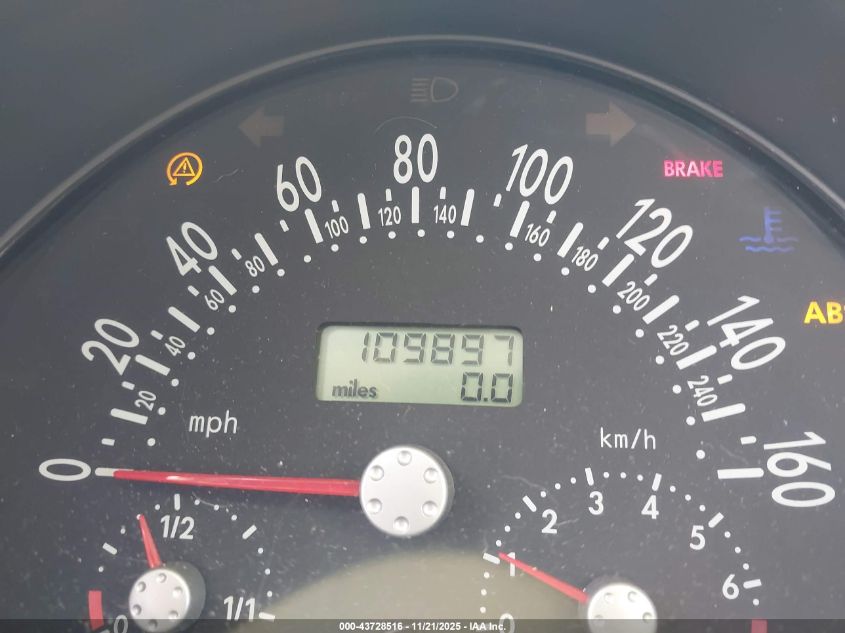 2001 Volkswagen New Beetle Glx VIN: 3VWDC21C51M433287 Lot: 43728516