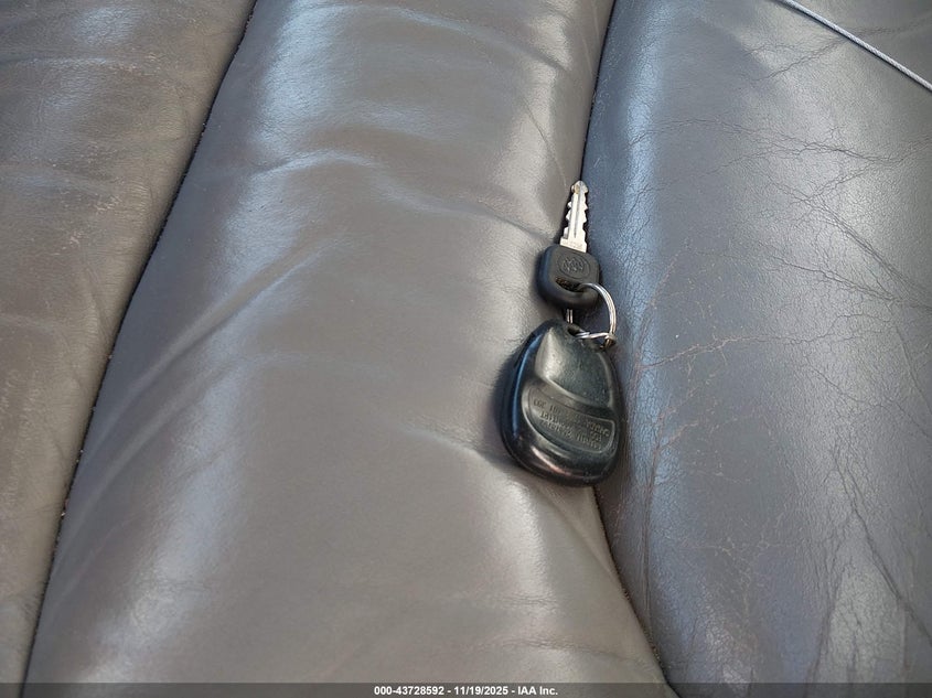 1999 Buick Park Avenue Ultra VIN: 1G4CU5219X4609753 Lot: 43728592