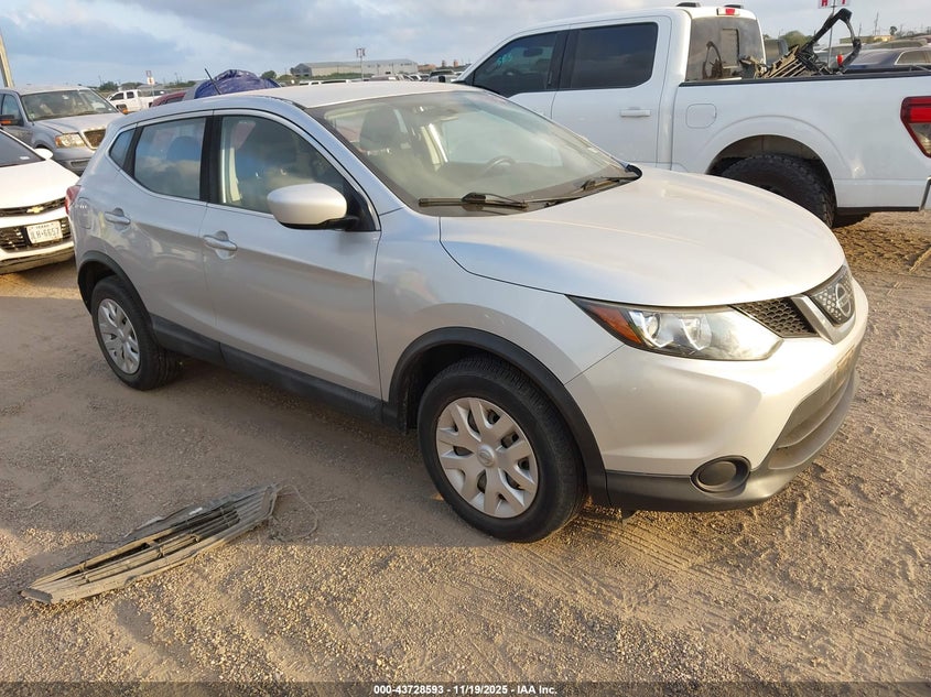 NISSAN ROGUE SPORT S