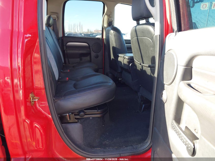 2004 Dodge Ram 1500 Slt/Laramie VIN: 1D7HU18D54J208353 Lot: 43728604