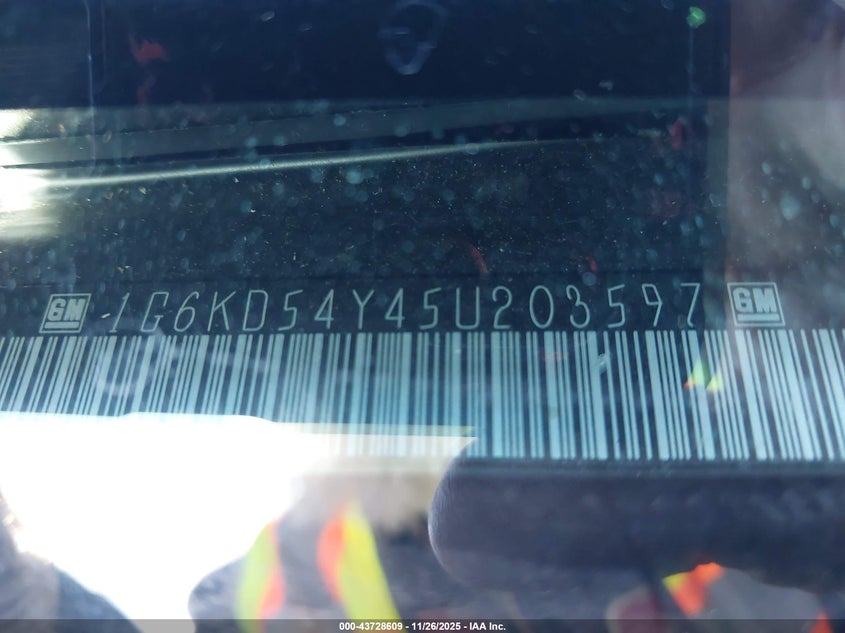 2005 Cadillac Deville Livery VIN: 1G6KD54Y45U203597 Lot: 43728609