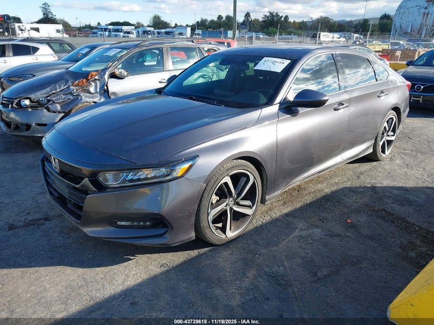 1HGCV1F37JA021835 2018 HONDA ACCORD photo no. 2