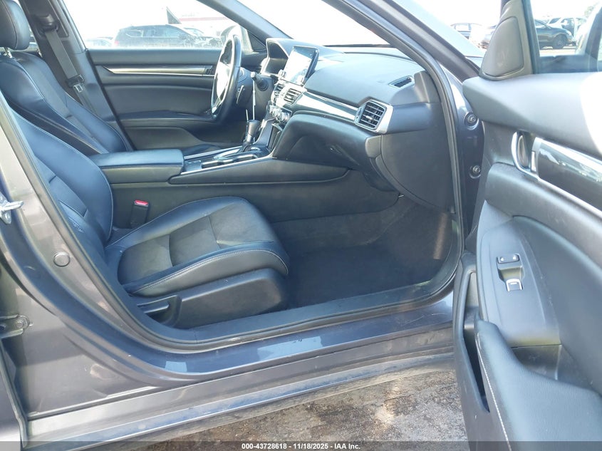1HGCV1F37JA021835 2018 HONDA ACCORD photo no. 5