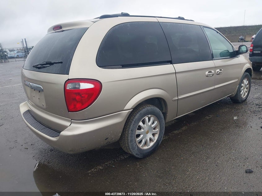 2C8GP74LX2R762508 2002 CHRYSLER TOWN & COUNTRY photo no. 4