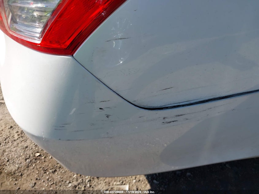 2007 Lexus Es 350 VIN: JTHBJ46G272116881 Lot: 43728689