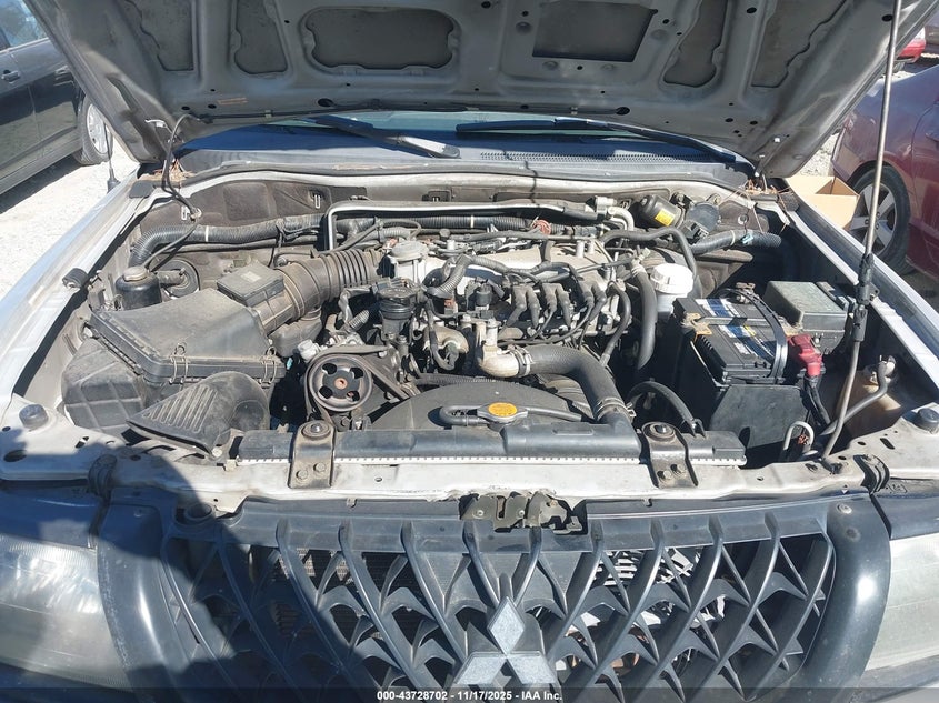 JA4LS21H53J049145 2003 MITSUBISHI MONTERO SPORT photo no. 10