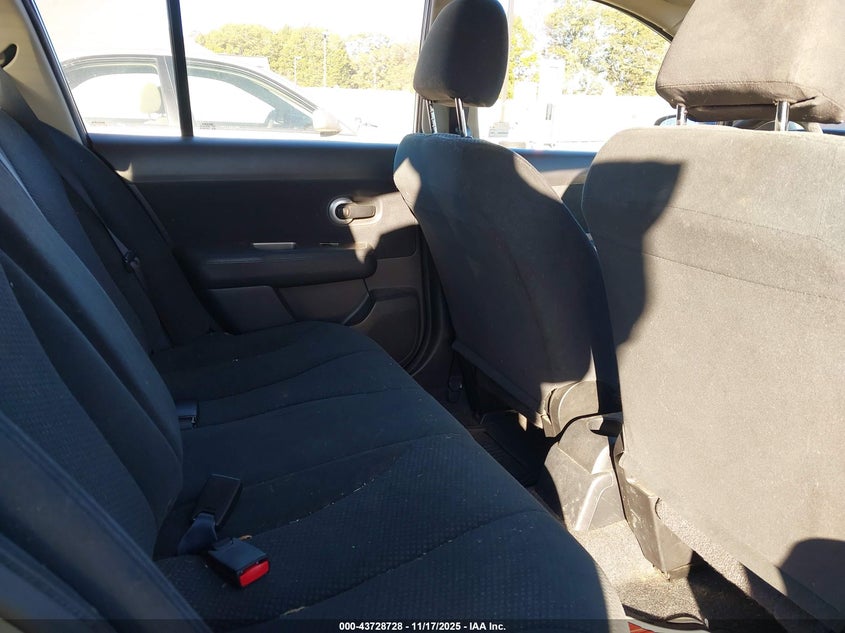 3N1BC1CP3CK275490 2012 NISSAN VERSA photo no. 8