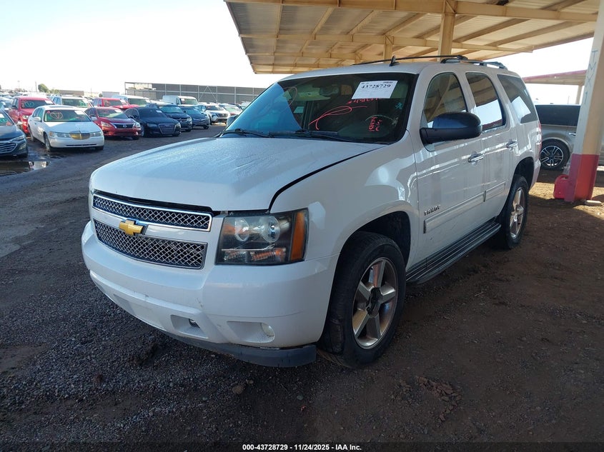 1GNSCAE04DR167016 2013 CHEVROLET TAHOE photo no. 2