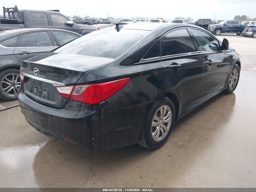 5NPEB4AC7CH382552 2012 HYUNDAI SONATA photo no. 4