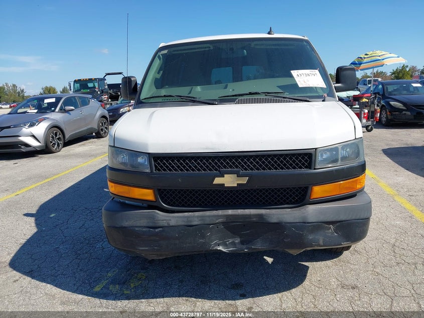 2018 Chevrolet Express 2500 Work Van VIN: 1GCWGBFP9J1320001 Lot: 43728797