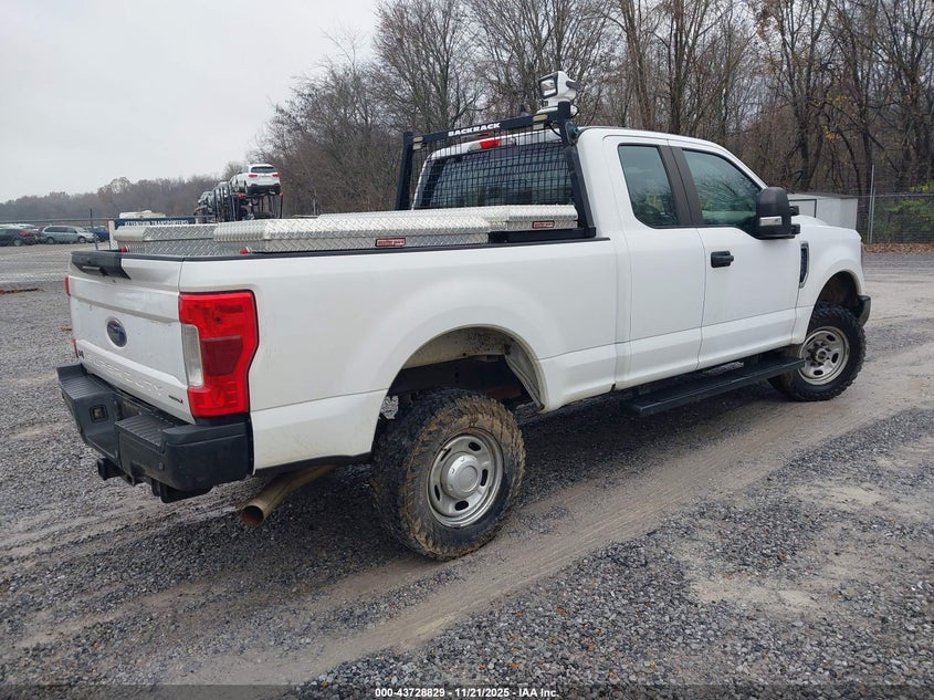1FT7X2B62JEC13544 2018 FORD F250 photo no. 4