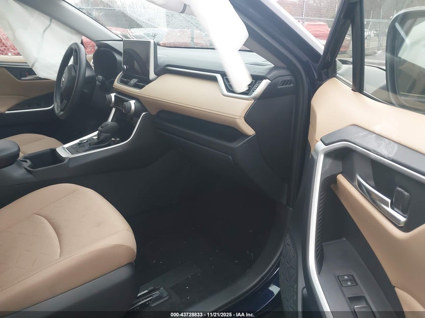 JTMRWRFV0SJ069717 2025 TOYOTA RAV 4 photo no. 5