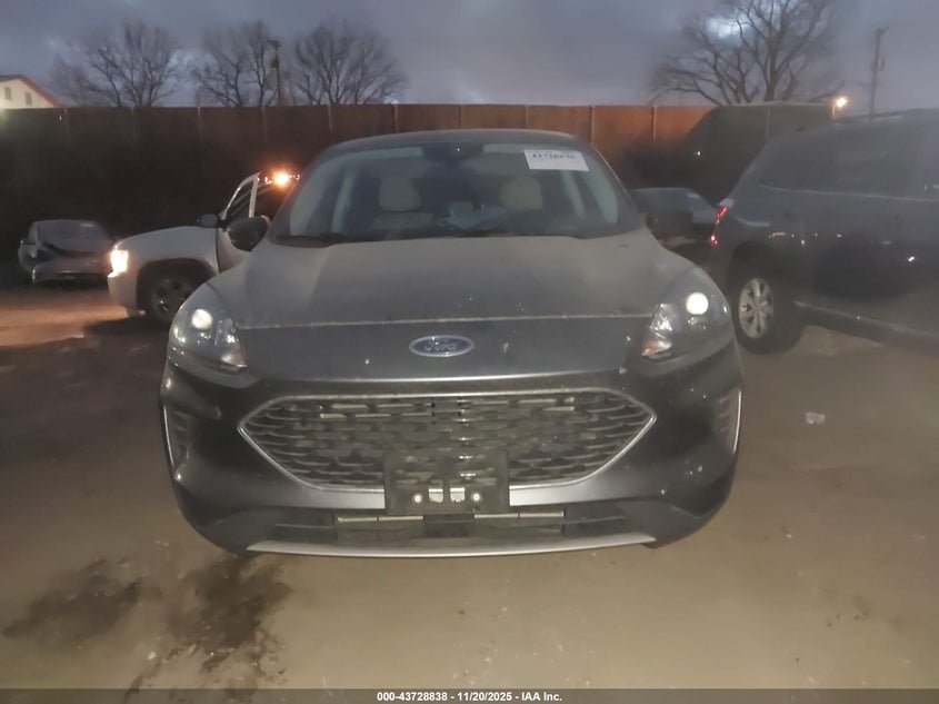 2022 Ford Escape Se VIN: 1FMCU9G63NUA67350 Lot: 43728838
