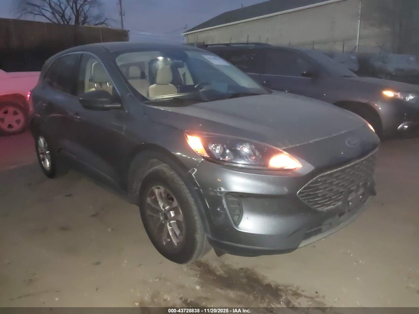 2022 Ford Escape Se VIN: 1FMCU9G63NUA67350 Lot: 43728838
