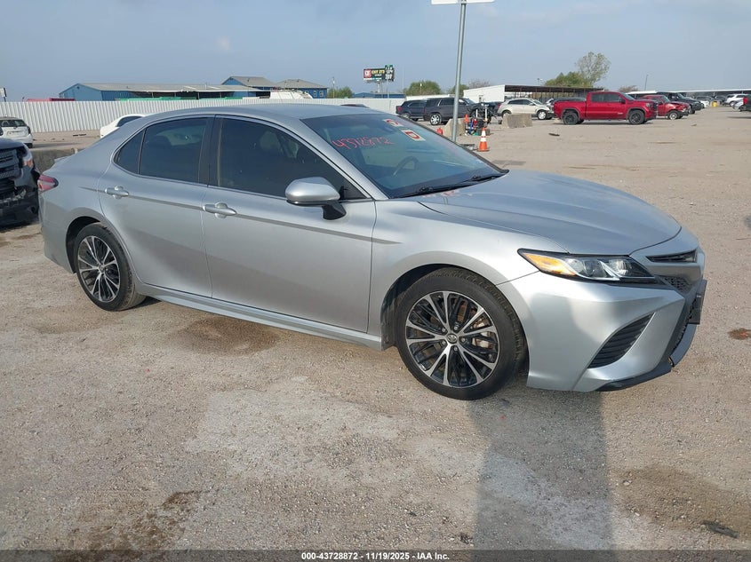 4T1B11HK3JU573269 2018 Toyota Camry Se auction photo 1
