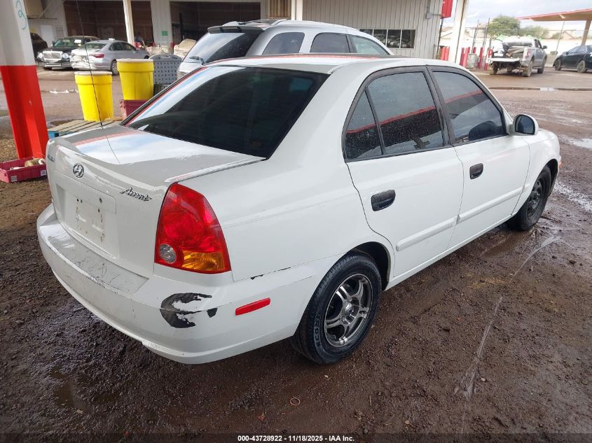 KMHCG45C74U500640 2004 HYUNDAI ACCENT photo no. 4