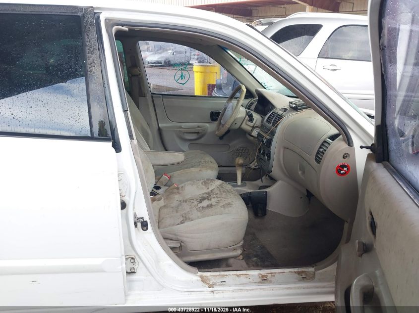 KMHCG45C74U500640 2004 HYUNDAI ACCENT photo no. 5