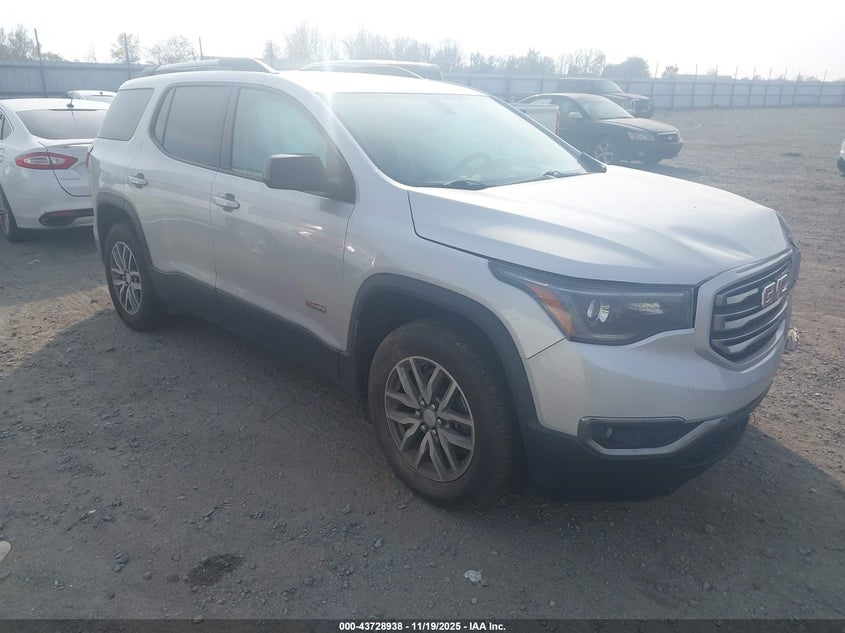 GMC ACADIA SLE-2