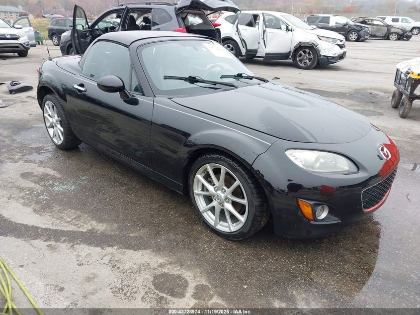MAZDA MX-5 GRAND TOURING