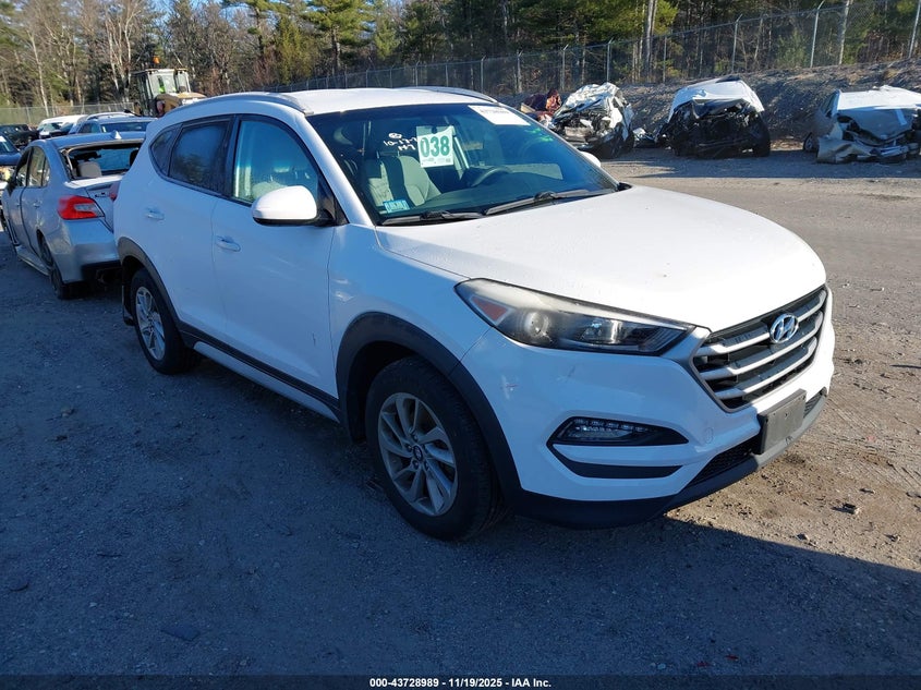 HYUNDAI TUCSON SE
