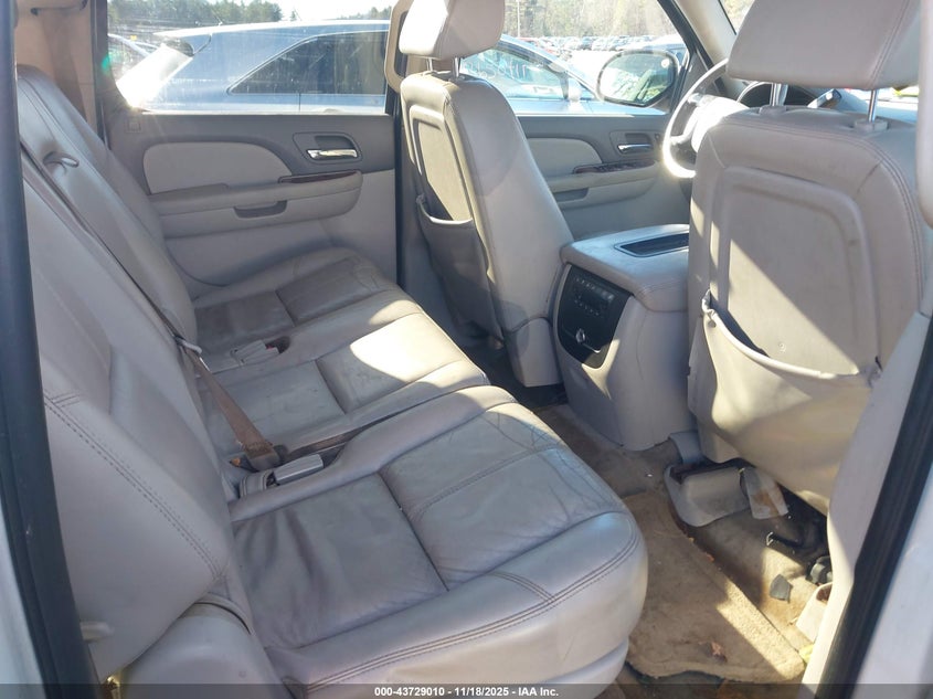 2007 Chevrolet Suburban 1500 Lt VIN: 3GNFK16347G225319 Lot: 43729010