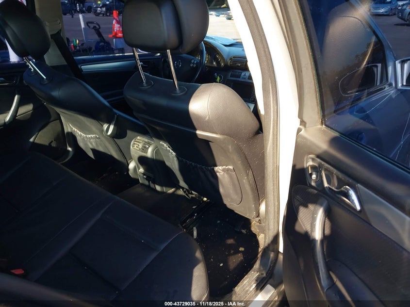 2006 Mercedes-Benz C 230 Sport VIN: WDBRF52JX6A839986 Lot: 43729035