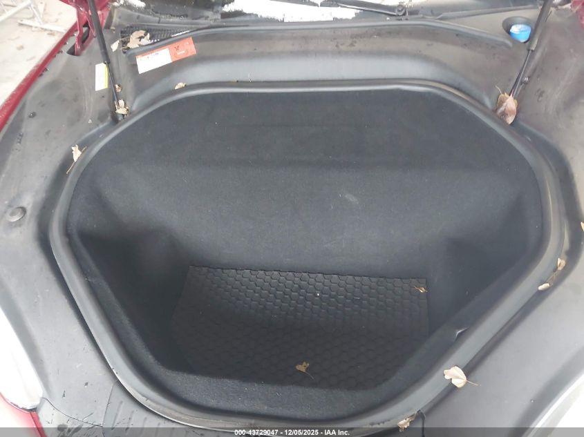 2015 Tesla Model S 70D/85D/P85D VIN: 5YJSA1H25FFP73428 Lot: 43729047