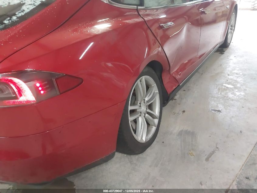 2015 Tesla Model S 70D/85D/P85D VIN: 5YJSA1H25FFP73428 Lot: 43729047