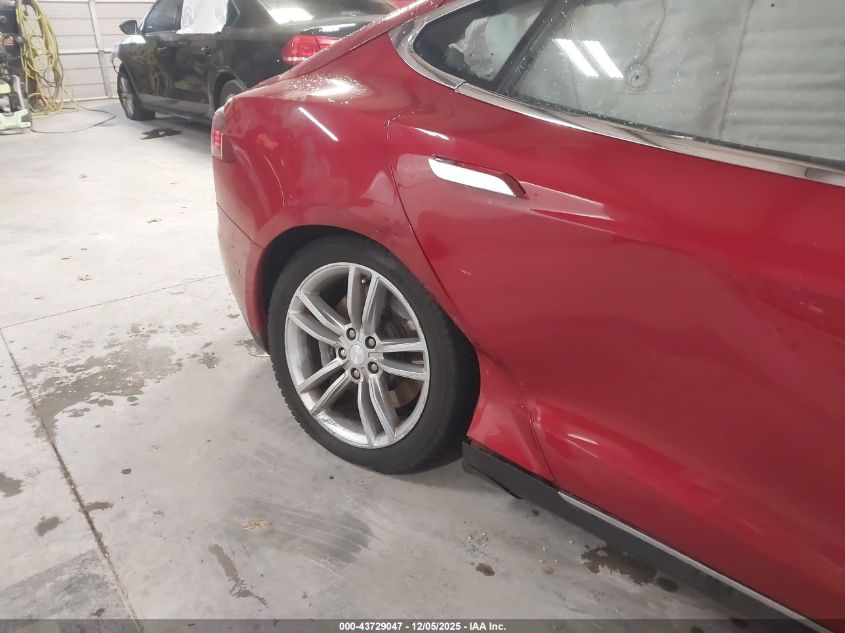 2015 Tesla Model S 70D/85D/P85D VIN: 5YJSA1H25FFP73428 Lot: 43729047
