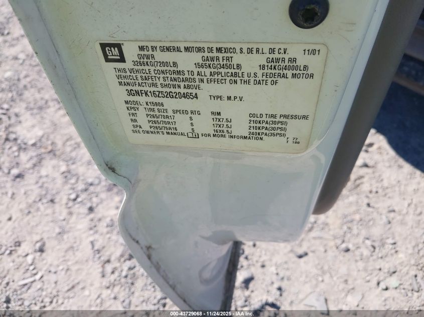 2002 Chevrolet Suburban 1500 Z71 VIN: 3GNFK16Z52G204654 Lot: 43729068