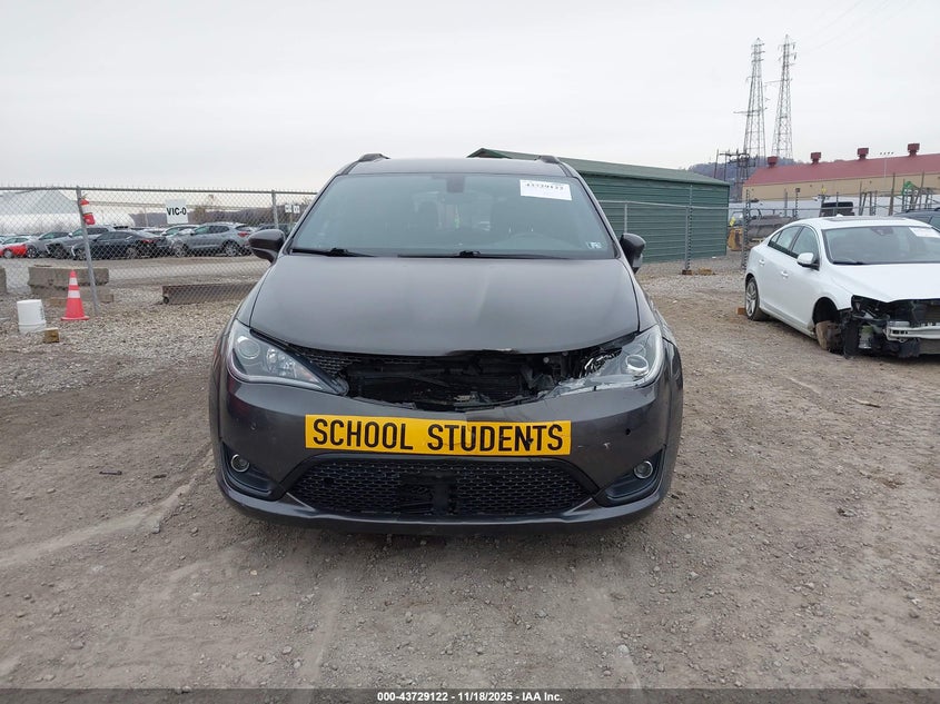 2019 Chrysler Pacifica Touring L Plus VIN: 2C4RC1EG9KR522483 Lot: 43729122