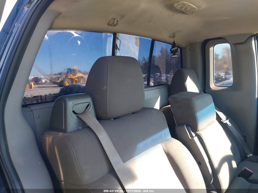 2004 Ford F-150 Fx4/Xl/Xlt VIN: 1FTRF14514NC09015 Lot: 43729136