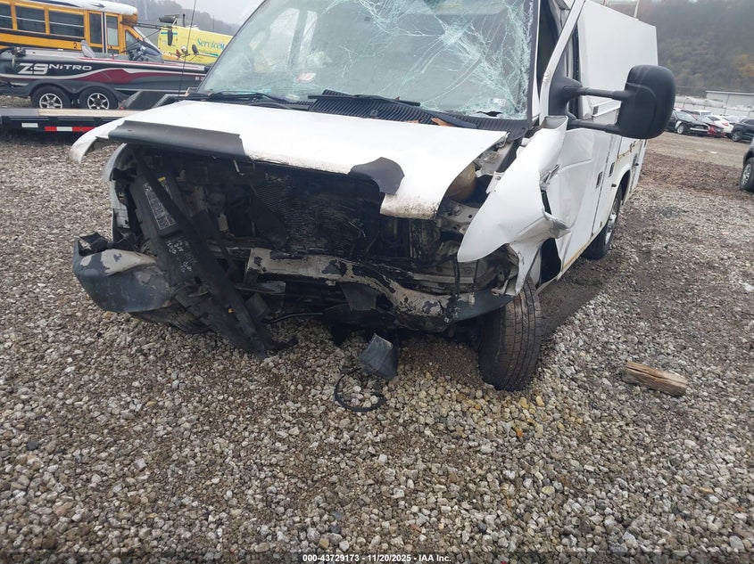 2011 Ford E-350 Cutaway VIN: 1FDSE3FL1BDA05583 Lot: 43729173