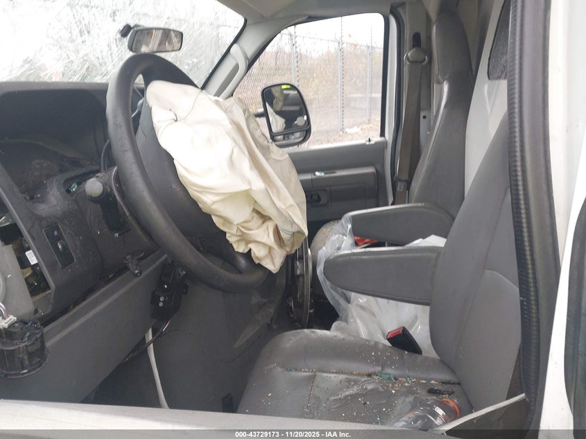 2011 Ford E-350 Cutaway VIN: 1FDSE3FL1BDA05583 Lot: 43729173