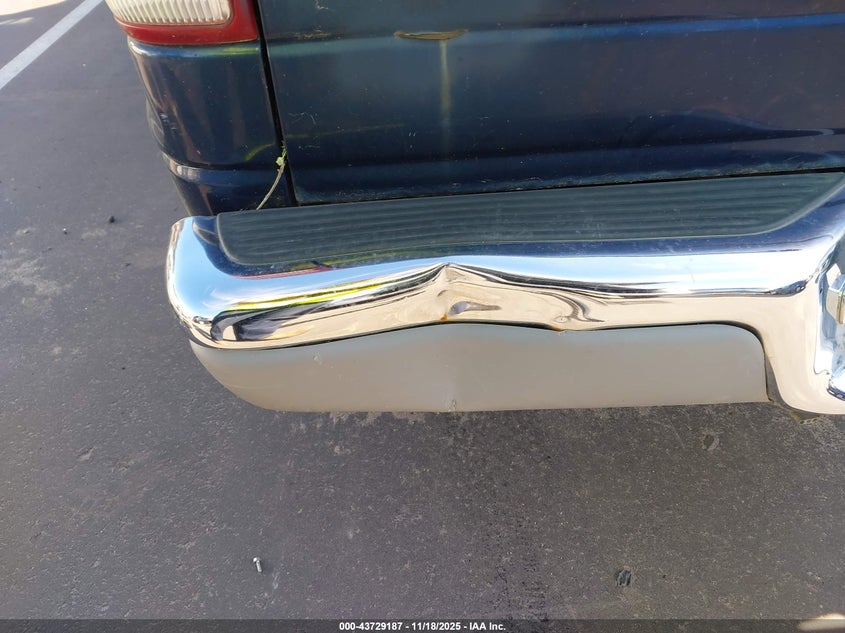 2001 Dodge Dakota Slt/Sport VIN: 1B7HL2AN51S277815 Lot: 43729187