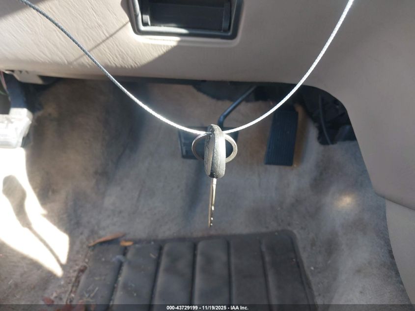 2004 Chevrolet Classic VIN: 1G1ND52F14M612207 Lot: 43729199