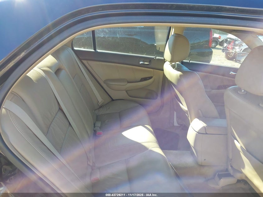 1HGCM66567A037129 2007 HONDA ACCORD photo no. 8
