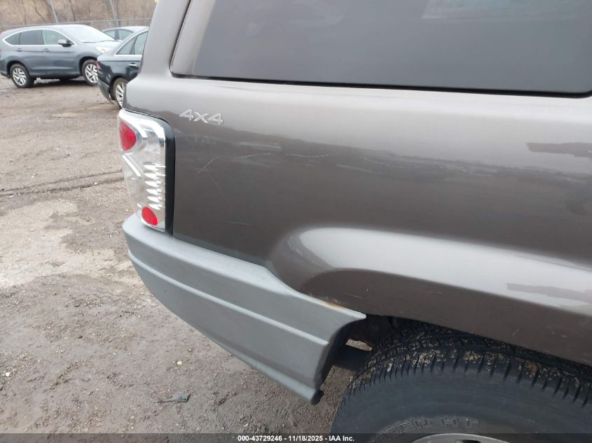 2000 Jeep Grand Cherokee Laredo VIN: 1J4GW48N5YC119686 Lot: 43729246